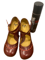 JOHN FLUEVOG $339.00 Operettas Malibran Criss-Crossed Leather Mary Jane Heels Size 10 in Wine Burgundy (Comes with Protective Spray)